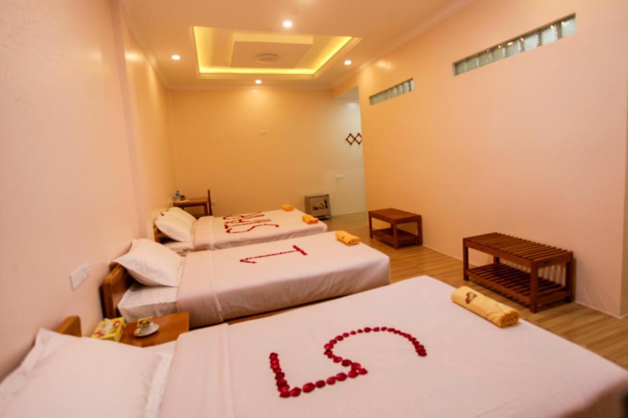Five One Star Hotel Nyaung Shwe Extérieur photo